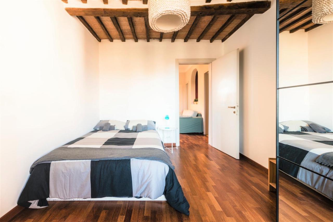 Hostly - La Pera Suite Apartment - 2 Bedrooms, Full Center Pisa Eksteriør billede